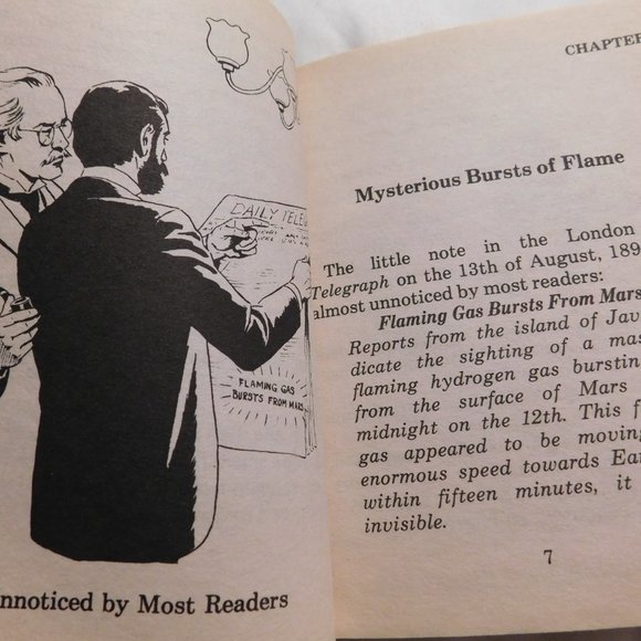 The War Of The Worlds by H.G. Wells Illustrated Classics Editions Book - Picture 5 of 5